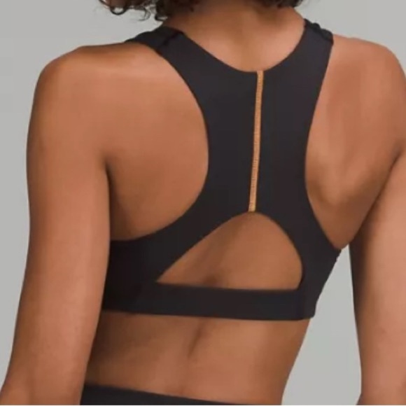 Lululemon Tough Train High-Neck Bra - Picture 2 of 8